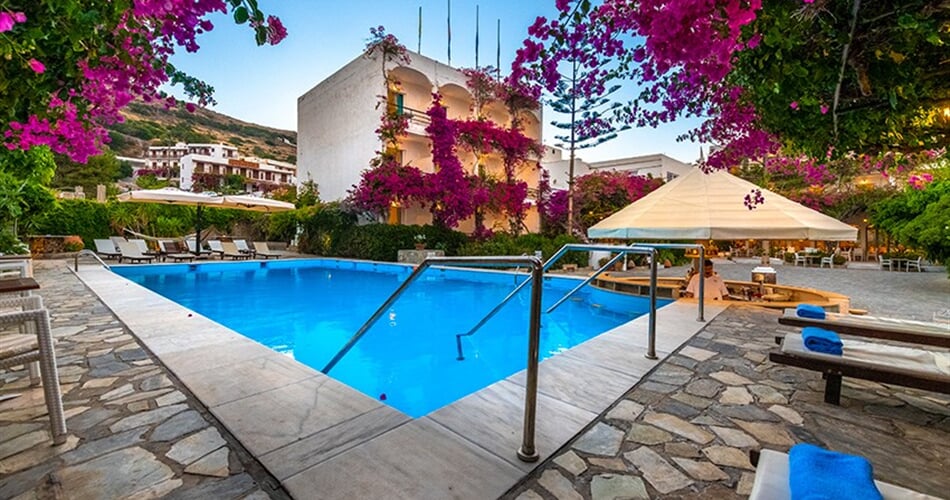 Hotel Skala: fotografie vybavení exteriérů a interiérů ubytování.