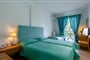 Hotel Skala: fotografie vybavení exteriérů a interiérů ubytování.