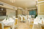 Hotel Mena Palace: fotografie vybavení exteriérů a interiérů ubytování.