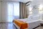 Hotel Garden Nevis: fotografie vybavení exteriérů a interiérů ubytování.