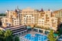 Hotel HI Imperial Resort: fotografie vybavení exteriérů a interiérů ubytování.