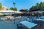 Hotel HI Imperial Resort: fotografie vybavení exteriérů a interiérů ubytování.