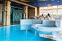 Hotel HI Imperial Resort: fotografie vybavení exteriérů a interiérů ubytování.