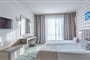 Hotel HI Imperial Resort: fotografie vybavení exteriérů a interiérů ubytování.
