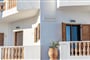 Apartmánový dům Theoxenia: fotografie vybavení exteriérů a interiérů ubytování.