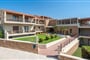 Hotel Porto Plaza Beach Resort: fotografie vybavení exteriérů a interiérů ubytování.