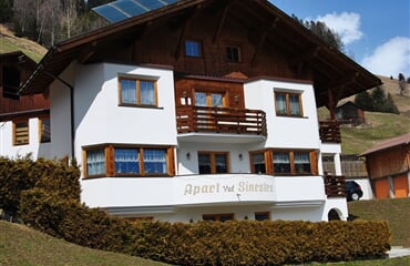Silvretta Arena - Ischgl - Apartmány Val Sinestra léto ***