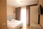 Hotel Edart: fotografie vybavení exteriérů a interiérů ubytování.