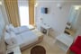 Hotel Sun - Albánie: fotografie vybavení exteriérů a interiérů ubytování.