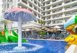 Golem - Hotel Dolce Vita by Bonita