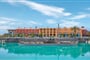 Hotel Sheraton Miramar Resort El Gouna: fotografie vybavení exteriérů a interiérů ubytování.