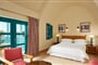Hotel Sheraton Miramar Resort El Gouna: fotografie vybavení exteriérů a interiérů ubytování.