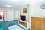 Hotel Bella Vista - Černá Hora: fotografie vybavení exteriérů a interiérů ubytování.