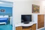 Hotel Bella Vista - Černá Hora: fotografie vybavení exteriérů a interiérů ubytování.