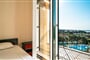 Apartmánový dům Anemona: fotografie vybavení exteriérů a interiérů ubytování.