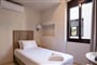 Aparthotel Carisa Suites: fotografie vybavení exteriérů a interiérů ubytování.