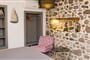 Hotel Archontiko - Limnos: fotografie vybavení exteriérů a interiérů ubytování.