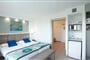Hotel Grupotel Alcudia Pins: fotografie vybavení exteriérů a interiérů ubytování.