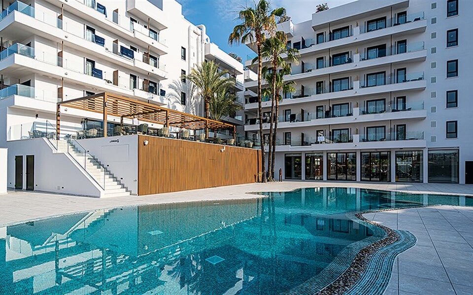 Hotel THB Bamboo Alcudia: fotografie vybavení exteriérů a interiérů ubytování.