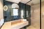 Hotel Alizo Comfort Chic Stay: fotografie vybavení exteriérů a interiérů ubytování.