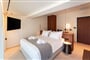 Hotel Alizo Comfort Chic Stay: fotografie vybavení exteriérů a interiérů ubytování.