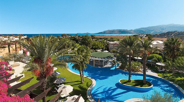 Hotel Atrium Palace Thalasso Resort & Villas: fotografie vybavení exteriérů a interiérů ubytování.