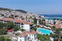 Hotel Dionyssos: fotografie vybavení exteriérů a interiérů ubytování.