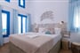 Hotel Aelia Collection Suites: fotografie vybavení exteriérů a interiérů ubytování.
