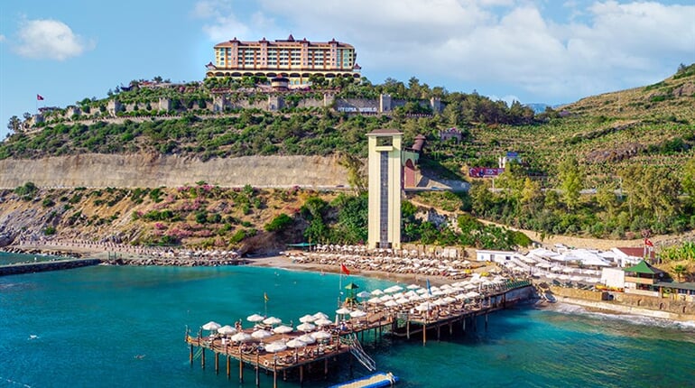 Hotel Utopia World: fotografie vybavení exteriérů a interiérů ubytování.