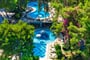 Hotel Utopia World: fotografie vybavení exteriérů a interiérů ubytování.