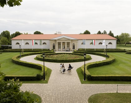 Botaniq Golf Madarsko