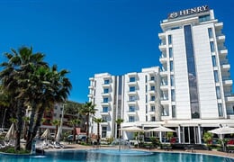 Hotel Henry Resort & SPA *****