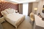 Hotel Grand Blue Fafa Resort & SPA: fotografie vybavení exteriérů a interiérů ubytování.