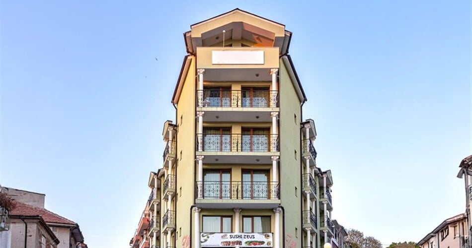 Hotel Zeus - Bulharsko: fotografie vybavení exteriérů a interiérů ubytování.