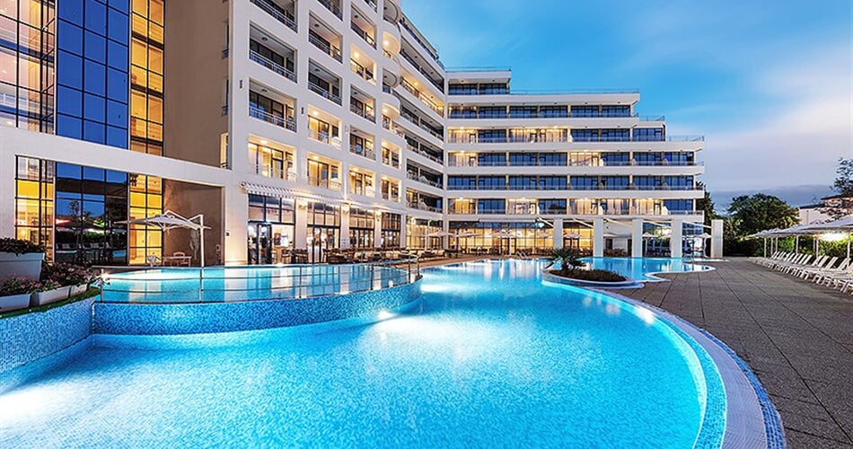 Hotel IM Dreamer (ex Four Points by Sheraton Sunny Beach): fotografie vybavení exteriérů a interiérů ubytování.