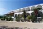 Hotel Athina - Kefalonie: fotografie vybavení exteriérů a interiérů ubytování.