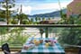 Hotel Athina - Kefalonie: fotografie vybavení exteriérů a interiérů ubytování.