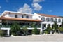 Hotel Athina - Kefalonie: fotografie vybavení exteriérů a interiérů ubytování.