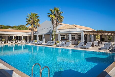 Svoronata - Hotel Astra Village