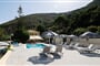 Hotel Petani Beach Suites: fotografie vybavení exteriérů a interiérů ubytování.