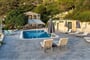 Hotel Petani Beach Suites: fotografie vybavení exteriérů a interiérů ubytování.