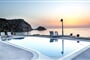 Hotel Petani Beach Suites: fotografie vybavení exteriérů a interiérů ubytování.