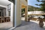 Hotel Petani Beach Suites: fotografie vybavení exteriérů a interiérů ubytování.