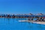Hotel Apollonion Asterias Resort & Spa: fotografie vybavení exteriérů a interiérů ubytování.
