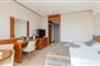 Hotel Apollonion Asterias Resort & Spa: fotografie vybavení exteriérů a interiérů ubytování.