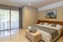 Hotel Apollonion Asterias Resort & Spa: fotografie vybavení exteriérů a interiérů ubytování.