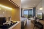 Hotel Apollonion Asterias Resort & Spa: fotografie vybavení exteriérů a interiérů ubytování.