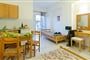 Apartmánový dům Aglaia: fotografie vybavení exteriérů a interiérů ubytování.
