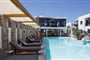 Hotel Golden Bay Boutique and Bungalows: fotografie vybavení exteriérů a interiérů ubytování.