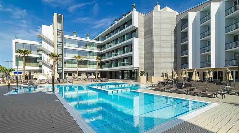Hotel H10 Casa Del Mar: fotografie vybavení exteriérů a interiérů ubytování.
